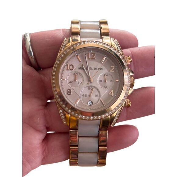Michael Kors Blair Rose Gold Women’s Working Watch New Battery - Picture 3 of 6